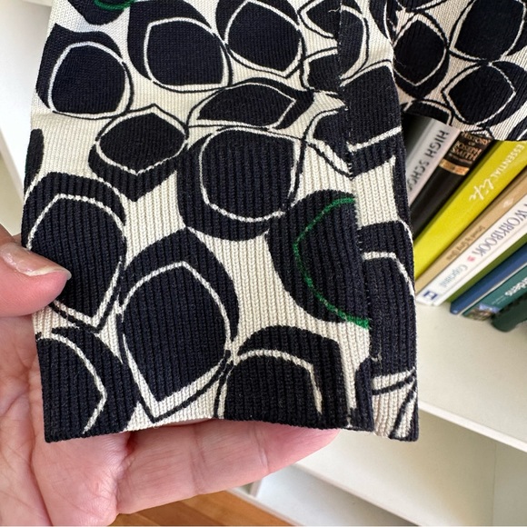 Josephine Chaus Silk Blend Lightweight Button front Cardigan Sweater Size M - Picture 11 of 14